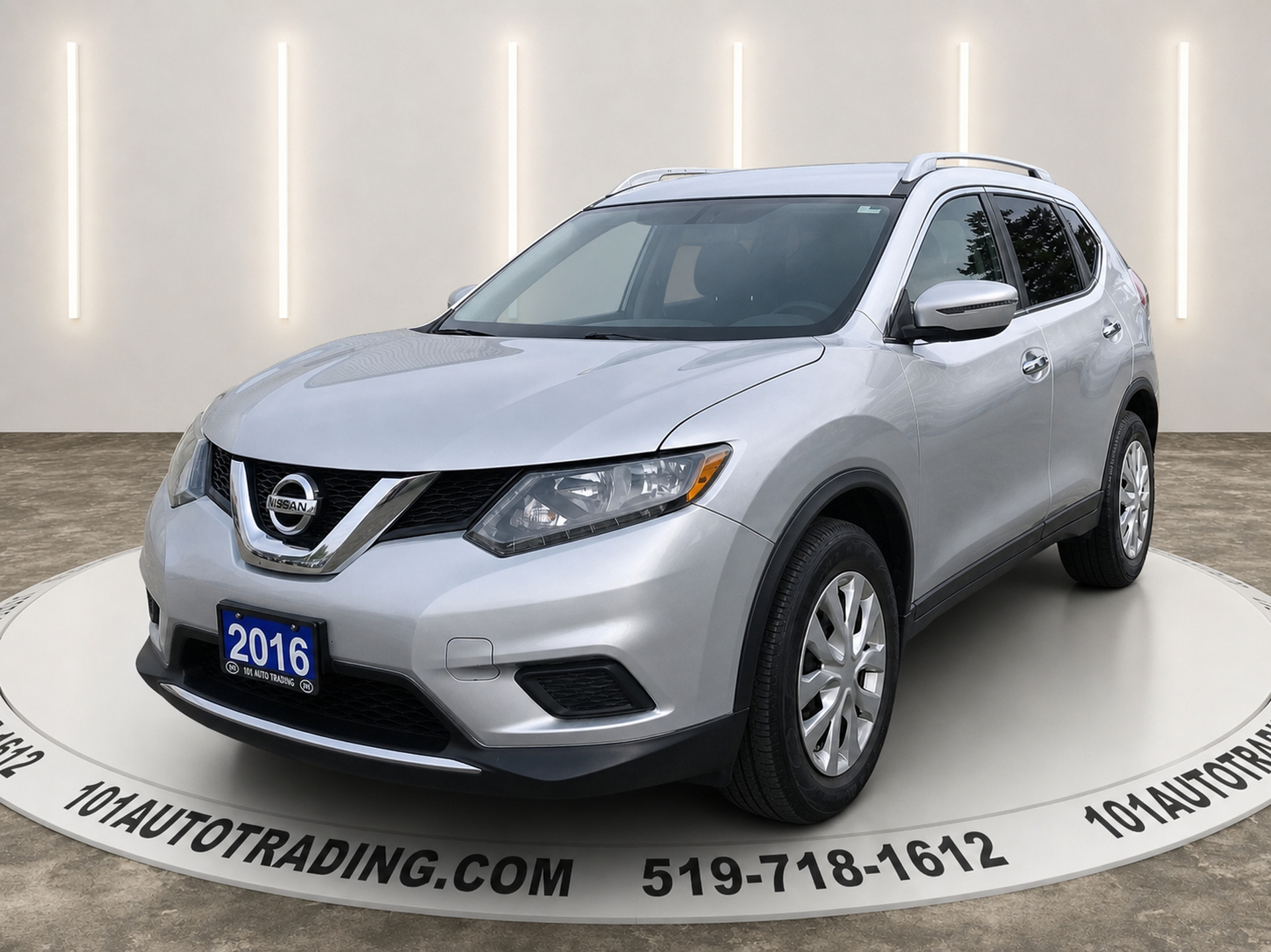 Silver 2016 Nissan Rogue SUV / Crossover Front-Wheel Drive Automatic